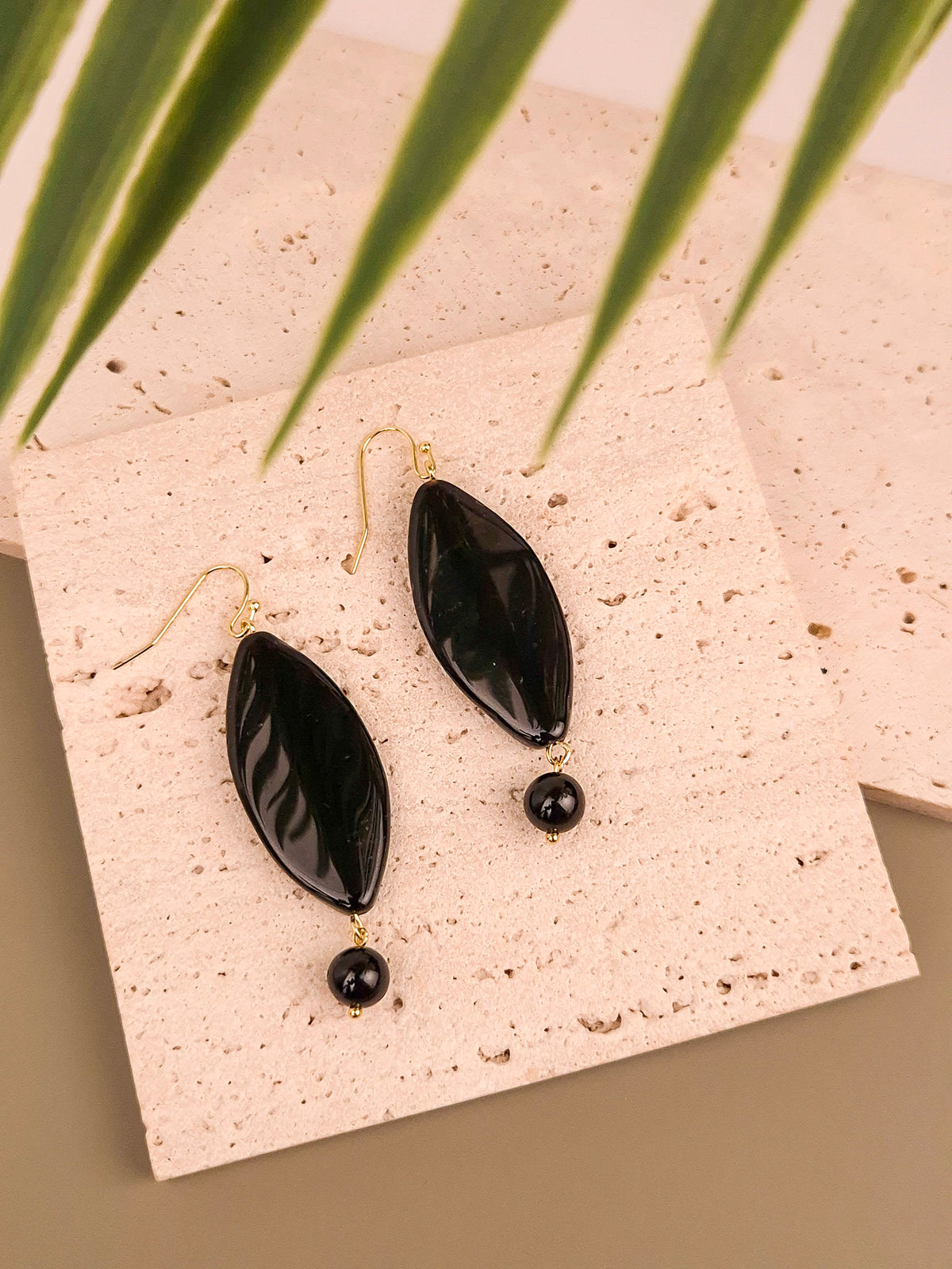 Noir Petal Earnings